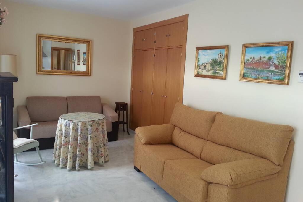 Alleanza, Puerta A Santa Cruz Севилья Экстерьер фото